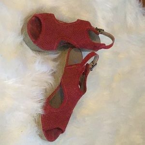 Browns wedges size 7. (37)